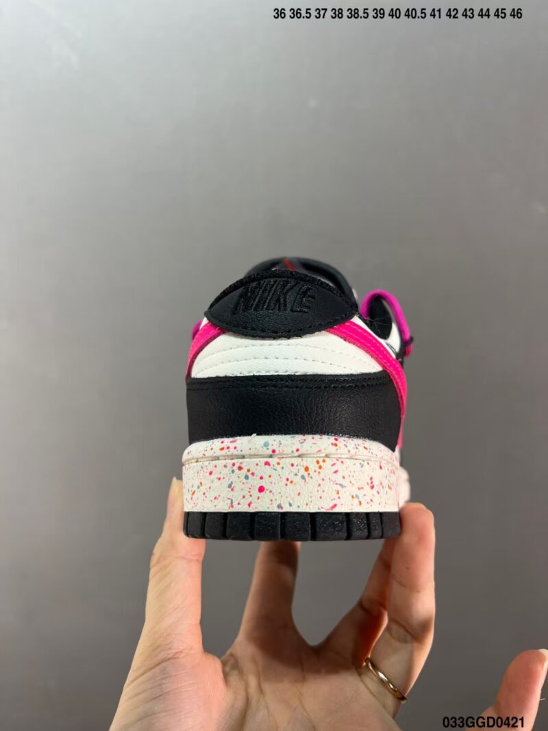 NIKE DUNK SB LOW
