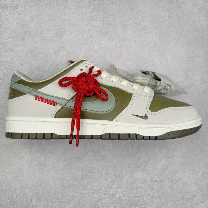 Nike Dunk Low